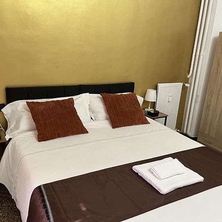 Genova Gold Rooms 外观 照片